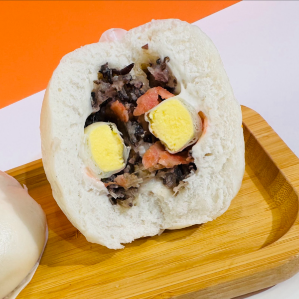 Bánh bao thập cẩm truyền thống